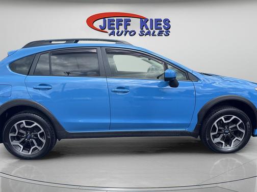 Hyper Blue 2016 Subaru Crosstrek 2.0i Premium