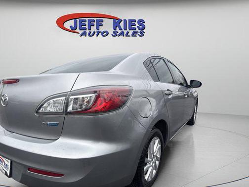 Liquid Silver Metallic 2013 Mazda Mazda3 i Touring