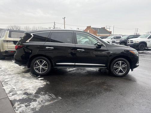 2019 INFINITI QX60 Pure
