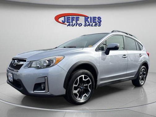 Ice Silver Metallic 2017 Subaru Crosstrek 2.0i Limited