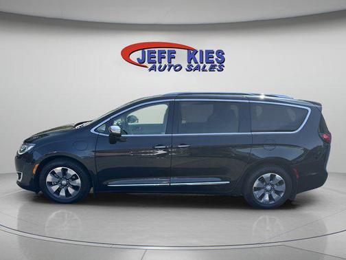 2018 Chrysler Pacifica Hybrid Limited
