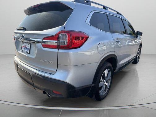 Ice Silver Metallic 2020 Subaru Ascent Premium 7-Passenger