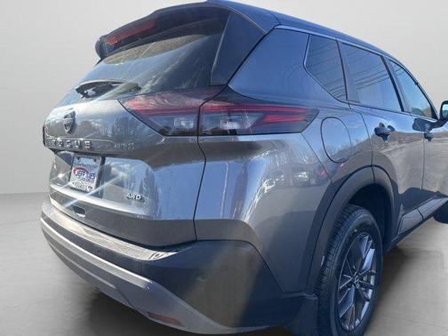 2022 Nissan Rogue S