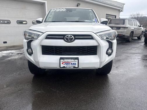2020 Toyota 4Runner SR5