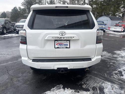 2020 Toyota 4Runner SR5