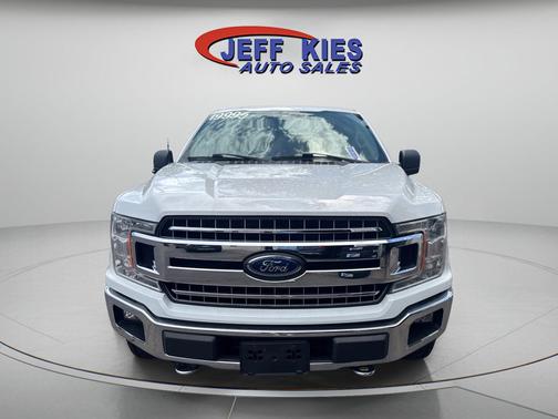 Oxford White 2019 Ford F-150 XLT