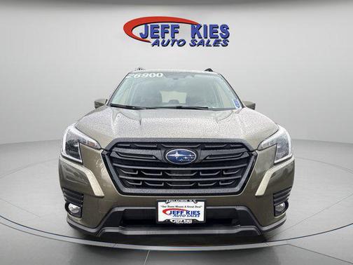 Autumn Green Metallic 2023 Subaru Forester Premium