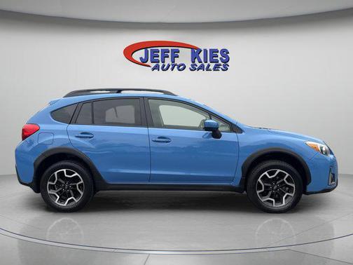 Hyper Blue 2016 Subaru Crosstrek 2.0i Premium