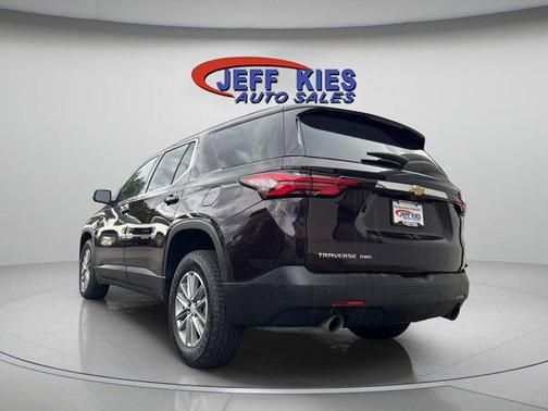 2023 Chevrolet Traverse LT Cloth