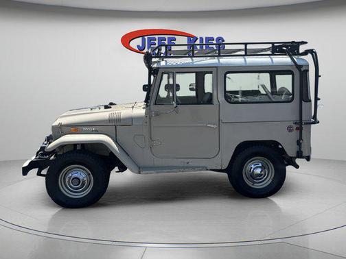 1971 Toyota Land Cruiser Base