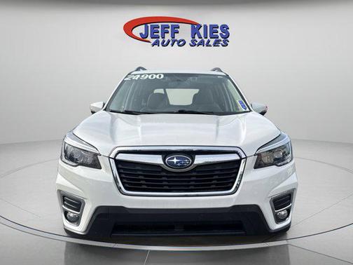 Crystal White Pearl 2021 Subaru Forester Limited