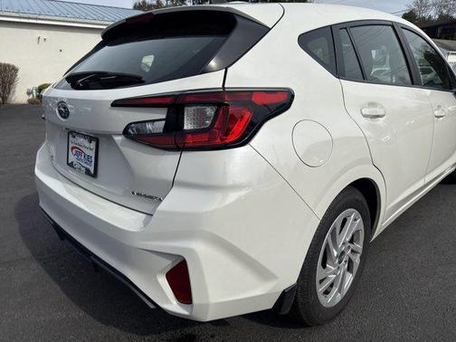 2024 Subaru Impreza Base