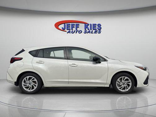 Crystal White Pearl 2024 Subaru Impreza Base