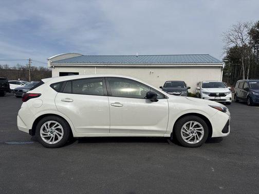 2024 Subaru Impreza Base