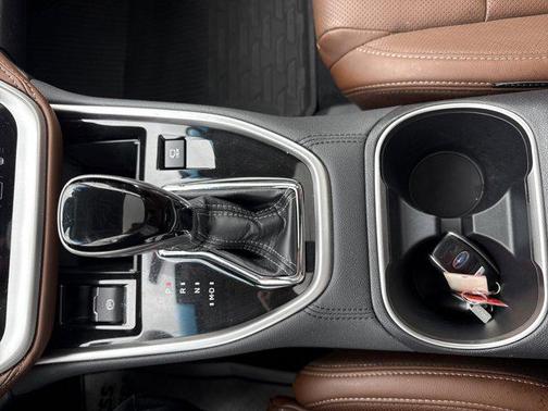 Crystal Black Pearl 2021 Subaru Outback Touring XT