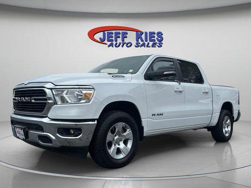 Bright White Clearcoat 2021 RAM 1500 Big Horn/Lone Star