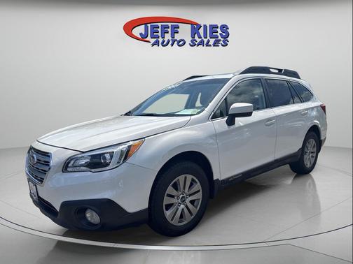 Crystal White Pearl 2017 Subaru Outback 2.5i Premium