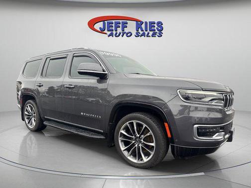 Baltic Gray Metallic Clearcoat 2022 Jeep Wagoneer Series II 4x4