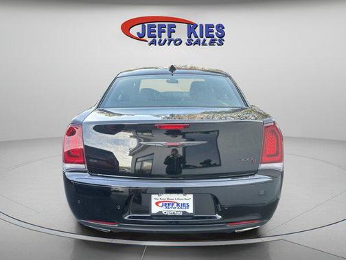2023 Chrysler 300 S