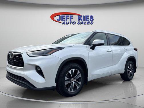 2021 Toyota Highlander XLE