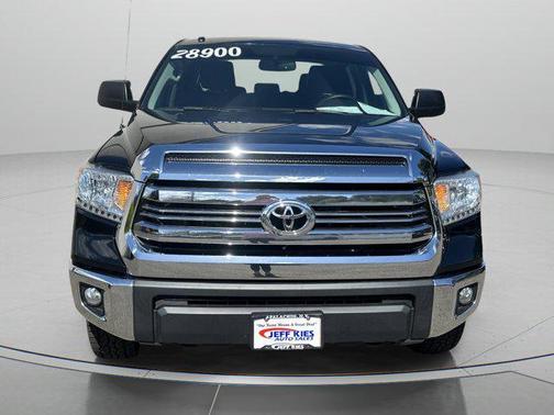 2017 Toyota Tundra SR5