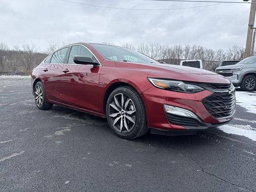 2021 Chevrolet Malibu FWD RS
