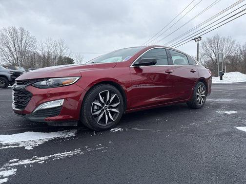 2021 Chevrolet Malibu FWD RS