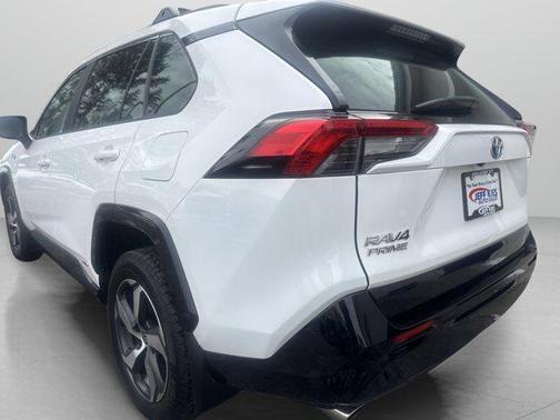 2021 Toyota RAV4 Prime SE