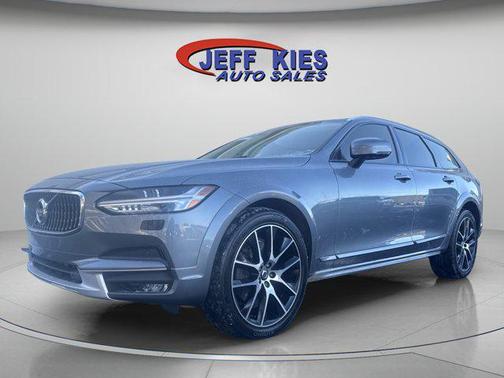 2020 Volvo V90 Cross Country T6