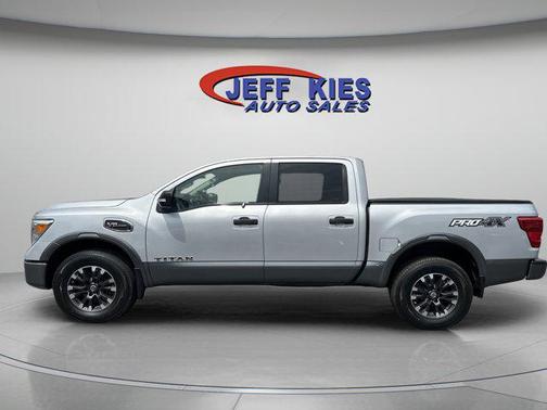 2017 Nissan Titan PRO-4X