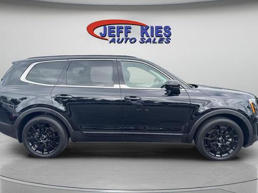 Ebony Black 2022 Kia Telluride SX