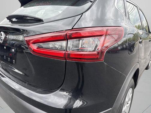 Magnetic Black Pearl 2020 Nissan Rogue Sport S