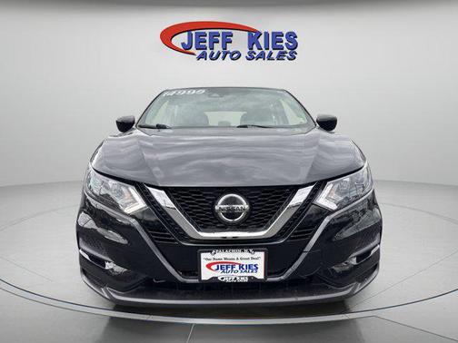 Magnetic Black Pearl 2020 Nissan Rogue Sport S