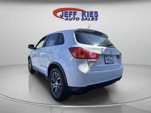2016 Mitsubishi Outlander Sport 2.4 ES