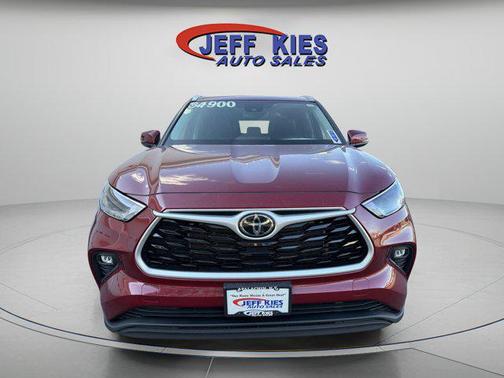 2023 Toyota Highlander XLE