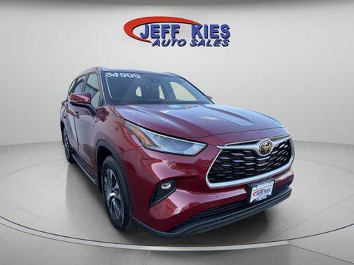 2023 Toyota Highlander XLE