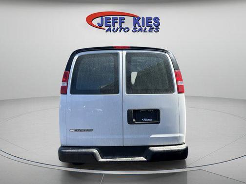2020 Chevrolet Express 2500 RWD 2500 Regular Wheelbase WT