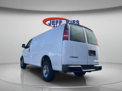 2020 Chevrolet Express 2500 RWD 2500 Regular Wheelbase WT