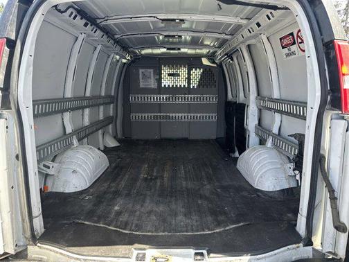 2020 Chevrolet Express 2500 RWD 2500 Regular Wheelbase WT