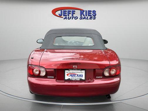 2005 Mazda MX-5 Miata LS