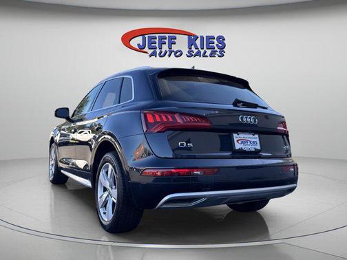 2018 Audi Q5 2.0T Premium Plus