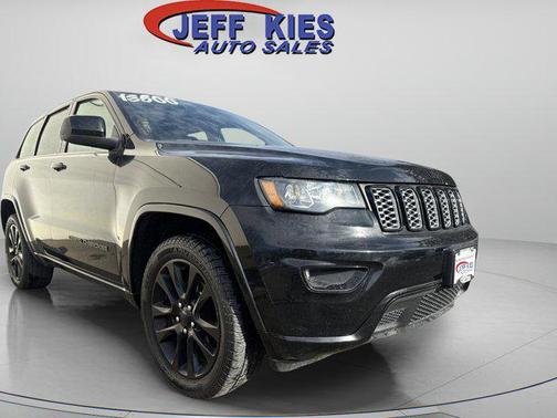 2017 Jeep Grand Cherokee Altitude