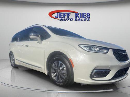 2021 Chrysler Pacifica Hybrid Limited