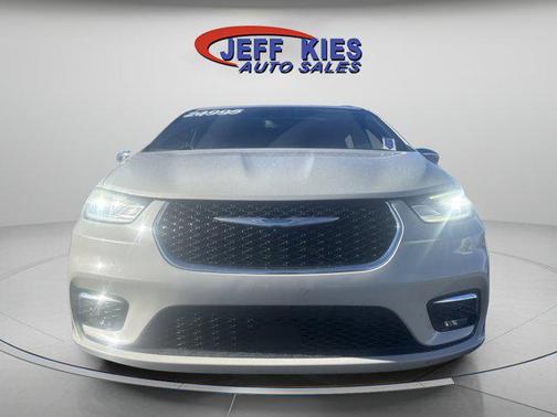 2021 Chrysler Pacifica Hybrid Limited