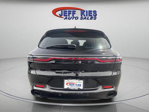 8 Ball 2024 Dodge Hornet R/T Plus EAWD