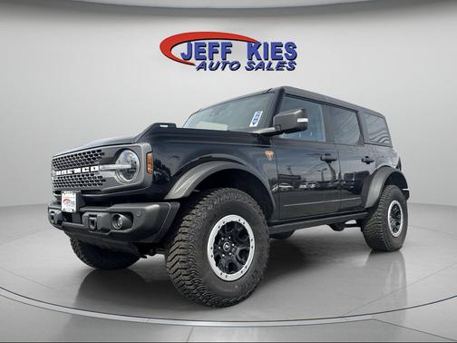 Shadow Black 2023 Ford Bronco Badlands