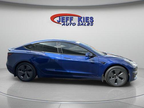 2021 Tesla Model 3 Long Range