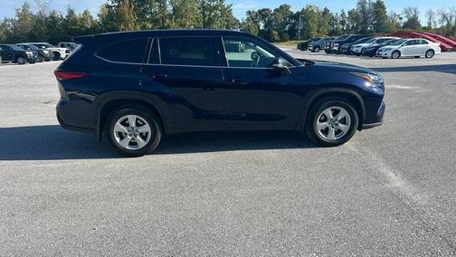 2022 Toyota Highlander L