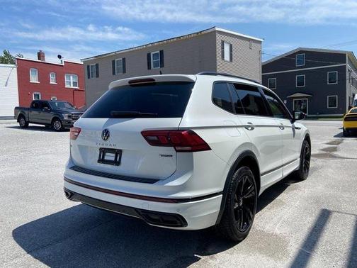 2023 Volkswagen Tiguan 2.0T SE R-Line Black 4MOTION
