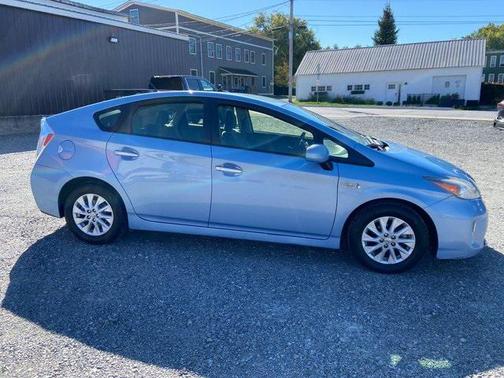 2012 Toyota Prius Plug-in Base